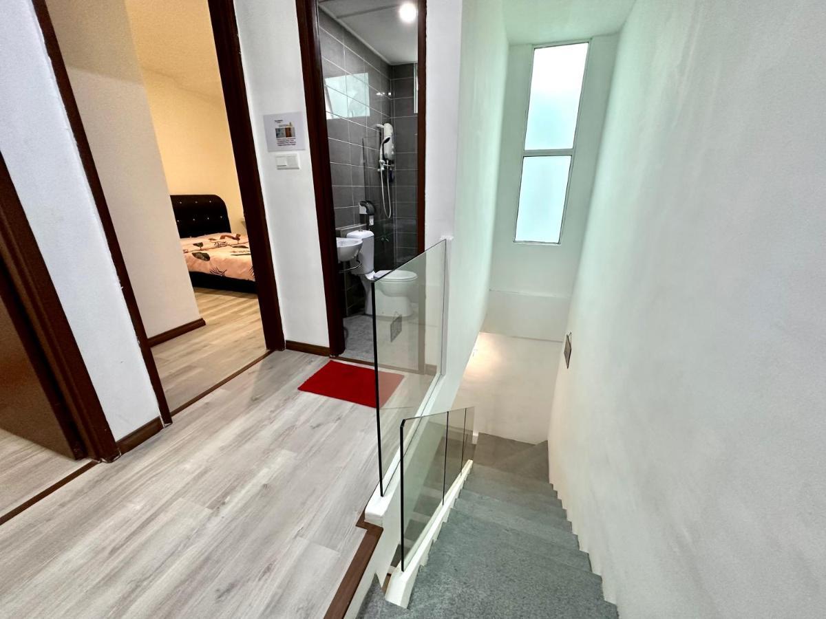Springfield 3-Storey Cheerful Townhouse #Yoyo Homestay SDK Exterior foto