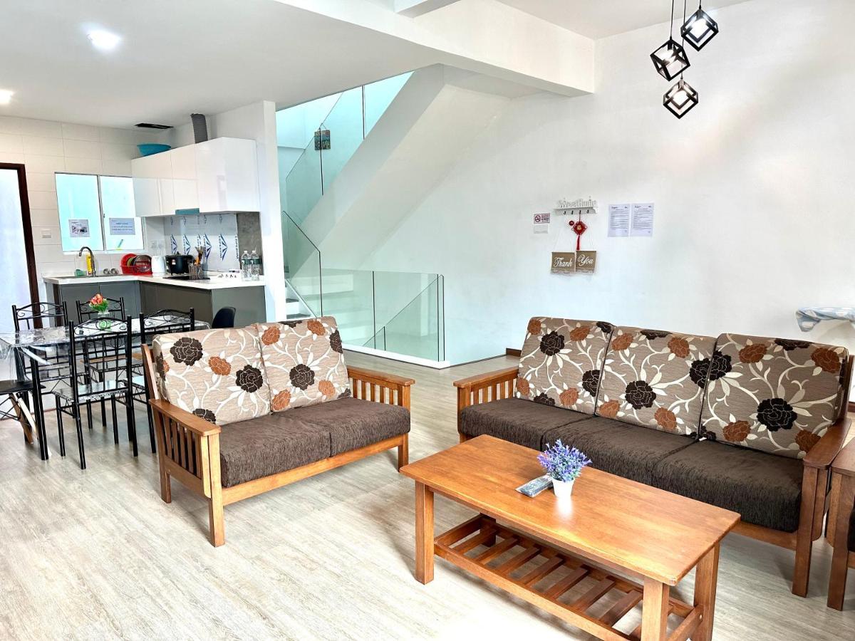 Springfield 3-Storey Cheerful Townhouse #Yoyo Homestay SDK Exterior foto